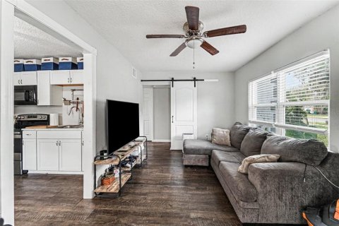 Casa en venta en Mount Dora, Florida, 2 dormitorios, 68.38 m2 № 2114073 - foto 5