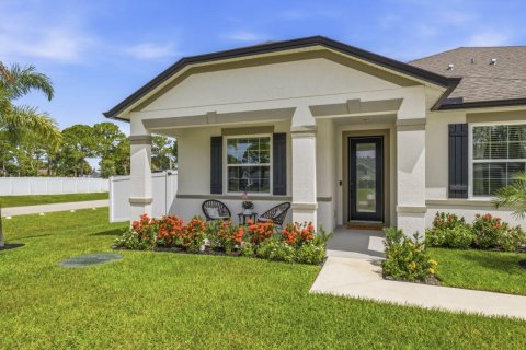 Casa en venta en Port St. Lucie, Florida, 4 dormitorios, 303.98 m2 № 2251374 - foto 7