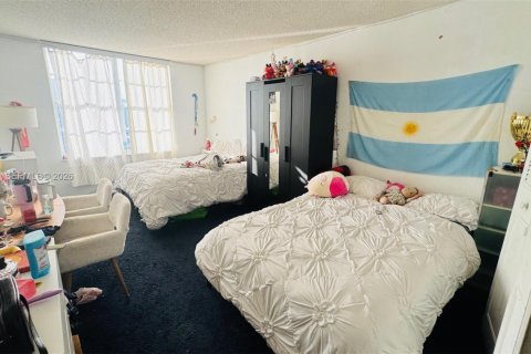 Copropriété à vendre à Sunny Isles Beach, Floride: 2 chambres, 141.68 m2 № 2030354 - photo 24