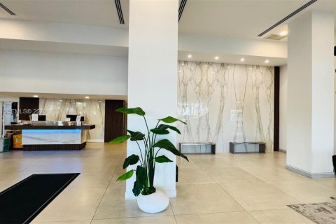 Copropriété à vendre à Sunny Isles Beach, Floride: 2 chambres, 141.68 m2 № 2030354 - photo 16