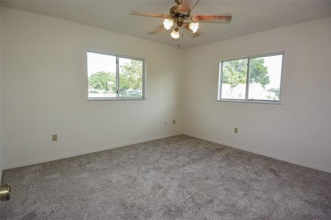 House in Ocala, Florida 3 bedrooms, 141.77 sq.m. № 1854471 - photo 23