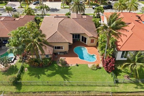 Villa ou maison à louer à Miramar, Floride: 5 chambres, 310.29 m2 № 2060757 - photo 11