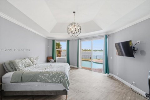 Villa ou maison à louer à Miramar, Floride: 5 chambres, 310.29 m2 № 2060757 - photo 14