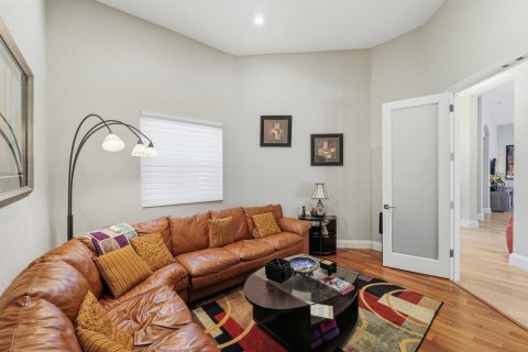 House in Delray Beach, Florida 3 bedrooms, 262.82 sq.m. № 2245712 - photo 7