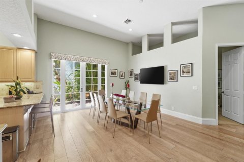 House in Delray Beach, Florida 3 bedrooms, 262.82 sq.m. № 2245712 - photo 8