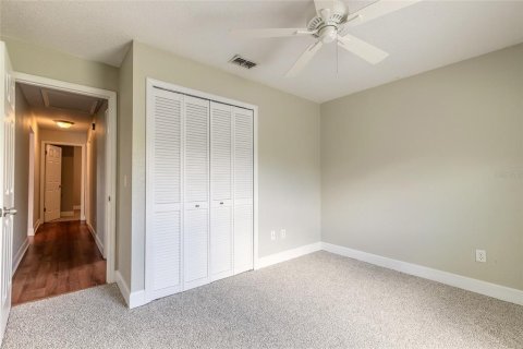 House in Deltona, Florida 4 bedrooms, 143.26 sq.m. № 1899305 - photo 17