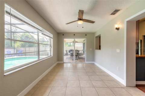 House in Deltona, Florida 4 bedrooms, 143.26 sq.m. № 1899305 - photo 28