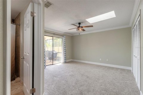 House in Deltona, Florida 4 bedrooms, 143.26 sq.m. № 1899305 - photo 23