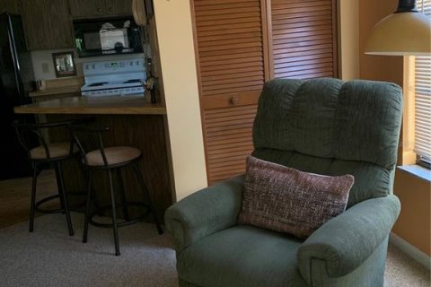 Condominio en venta en Zephyrhills, Florida, 2 dormitorios, 80.27 m2 № 1598713 - foto 15