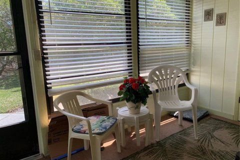 Condominio en venta en Zephyrhills, Florida, 2 dormitorios, 80.27 m2 № 1598713 - foto 8