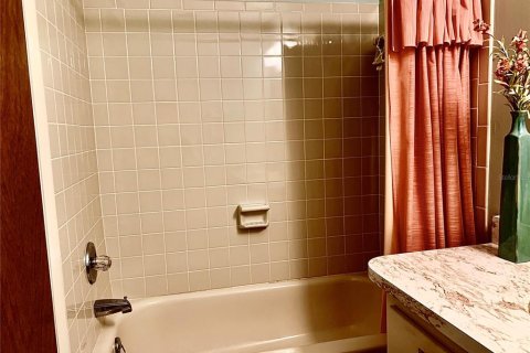 Condominio en venta en Zephyrhills, Florida, 2 dormitorios, 80.27 m2 № 1598713 - foto 18