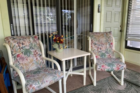 Condominio en venta en Zephyrhills, Florida, 2 dormitorios, 80.27 m2 № 1598713 - foto 5