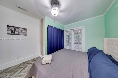 Casa en venta en Miami, Florida, 2 dormitorios, 90.3 m2 № 1968808 - foto 13