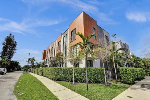 Touwnhouse à louer à Fort Lauderdale, Floride: 3 chambres, 152.55 m2 № 2439178 - photo 4