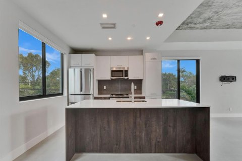 Touwnhouse à louer à Fort Lauderdale, Floride: 3 chambres, 152.55 m2 № 2439178 - photo 15