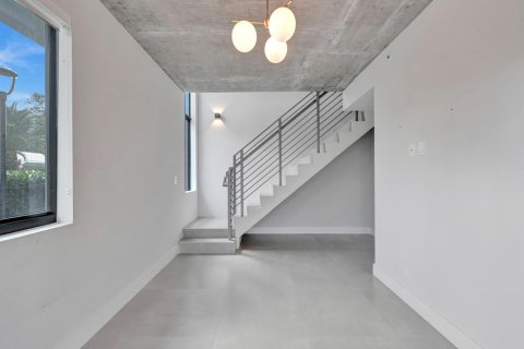 Touwnhouse à louer à Fort Lauderdale, Floride: 3 chambres, 152.55 m2 № 2439178 - photo 9