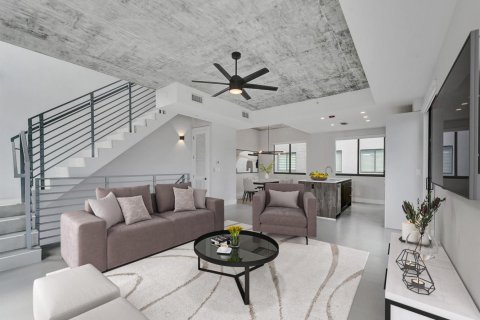 Touwnhouse à louer à Fort Lauderdale, Floride: 3 chambres, 152.55 m2 № 2439178 - photo 2