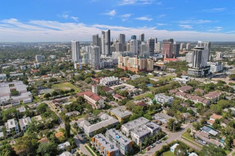 Touwnhouse à louer à Fort Lauderdale, Floride: 3 chambres, 152.55 m2 № 2439178 - photo 29