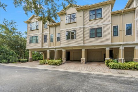 Adosado en venta en Tampa, Florida, 2 dormitorios, 160.16 m2 № 2348073 - foto 3