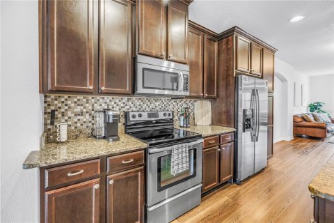 Adosado en venta en Tampa, Florida, 2 dormitorios, 160.16 m2 № 2348073 - foto 5