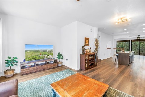 Adosado en venta en Tampa, Florida, 2 dormitorios, 160.16 m2 № 2348073 - foto 17