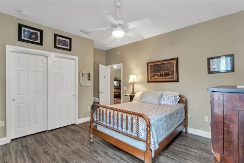 House in Lakeland, Florida 4 bedrooms, 221.2 sq.m. № 2215754 - photo 30