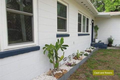 Casa en venta en Alachua, Florida, 3 dormitorios, 165.37 m2 № 1673558 - foto 1