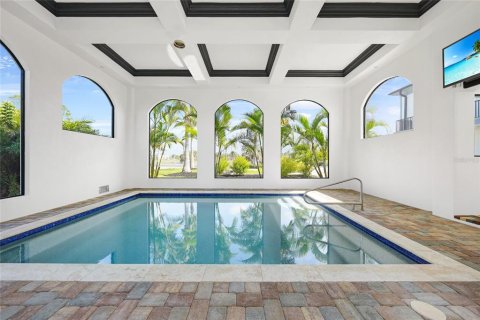 House in Englewood, Florida 3 bedrooms, 414.34 sq.m. № 1751866 - photo 4