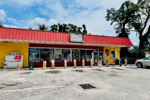 Immobilier commercial à DeLand, Floride 238.02 m2 № 2299135