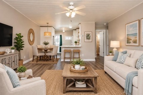 Condo in Saint Petersburg, Florida, 2 bedrooms № 2393613 - photo 12
