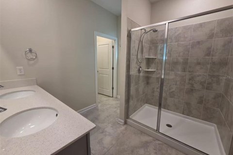 Villa ou maison à louer à Winter Garden, Floride: 4 chambres, 231.51 m2 № 2383762 - photo 8