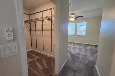 Villa ou maison à louer à Winter Garden, Floride: 4 chambres, 231.51 m2 № 2383762 - photo 18