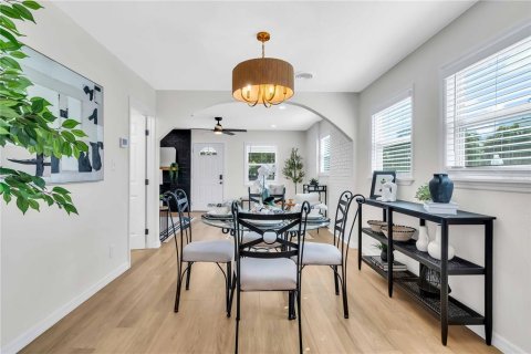 Villa ou maison à vendre à Saint Petersburg, Floride: 3 chambres, 142.14 m2 № 2148351 - photo 6