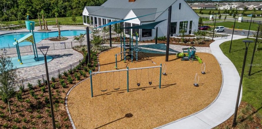 Adosado en Saint Cloud, Florida 3 dormitorios, 135.92 m2 № 1803960