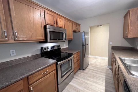 Copropriété à louer à Sarasota, Floride: 2 chambres, 97.45 m2 № 2396439 - photo 3