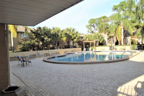 Copropriété à louer à Sarasota, Floride: 2 chambres, 97.45 m2 № 2396439 - photo 14