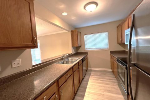 Copropriété à louer à Sarasota, Floride: 2 chambres, 97.45 m2 № 2396439 - photo 2