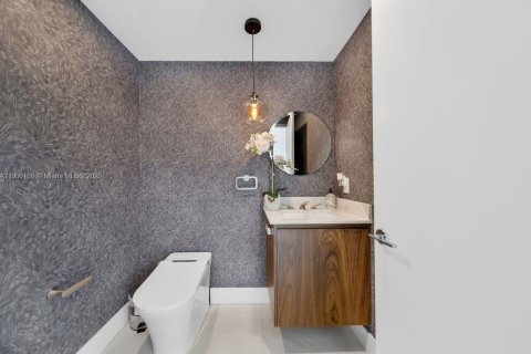 Condominio en venta en Miami, Florida, 3 dormitorios, 149.29 m2 № 1963753 - foto 9
