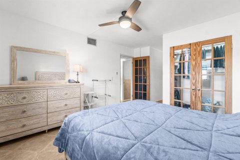Condominio en venta en Deerfield Beach, Florida, 1 dormitorio, 80.08 m2 № 2088030 - foto 7