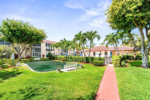 Condominio en venta en Deerfield Beach, Florida, 1 dormitorio, 80.08 m2 № 2088030 - foto 12