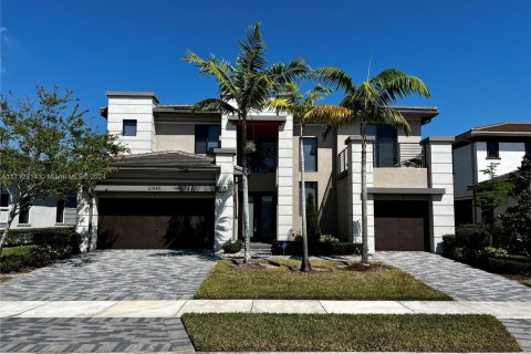 House in Parkland, Florida 6 bedrooms, 429.39 sq.m. № 1695175 - photo 4