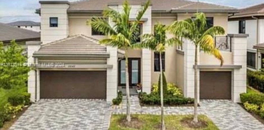 House in Parkland, Florida 6 bedrooms, 429.39 sq.m. № 1695175