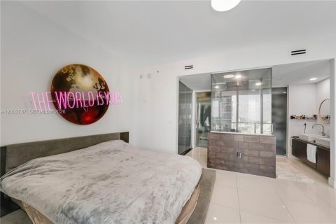 Condo in Miami, Florida, 1 bedroom  № 2170457 - photo 10