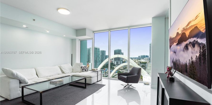 Condo in Miami, Florida, 1 bedroom  № 2170457