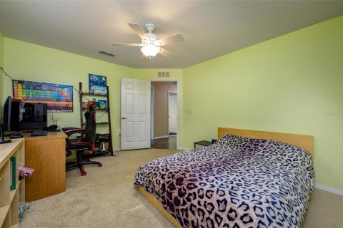 Casa en venta en Zephyrhills, Florida, 3 dormitorios, 185.25 m2 № 1684566 - foto 16