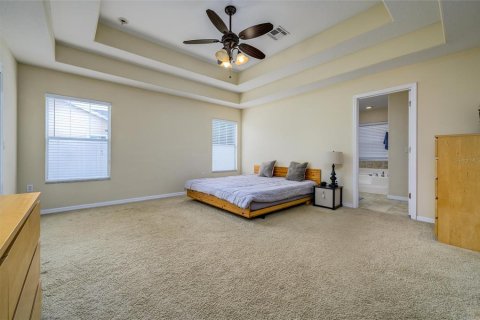 Casa en venta en Zephyrhills, Florida, 3 dormitorios, 185.25 m2 № 1684566 - foto 8