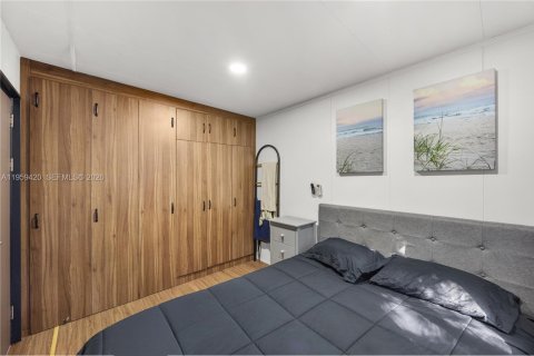 Снять в аренду виллу или дом в Дания-Бич, Флорида 2 спальни, 46.54м2, № 2017946 - фото 6