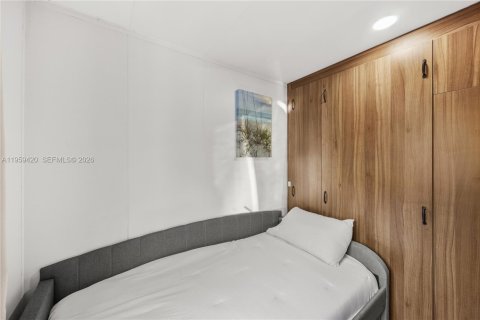 Снять в аренду виллу или дом в Дания-Бич, Флорида 2 спальни, 46.54м2, № 2017946 - фото 8