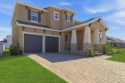 House in Minneola, Florida 4 bedrooms, 291.9 sq.m. № 2093038 - photo 3