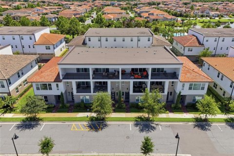 Adosado en venta en Orlando, Florida, 3 dormitorios, 202.16 m2 № 2205494 - foto 6